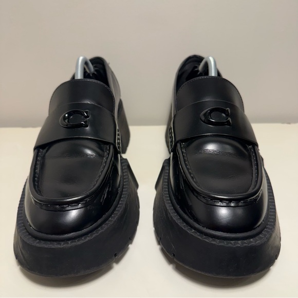 Coach Leah Black Leather Loafer Lug Sole Women’s Size 8.5 Chunky Y2K CB990 Logo - Picture 2 of 10